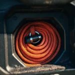 Фото по теме: Правильная укладка буксировочного троса в нишу